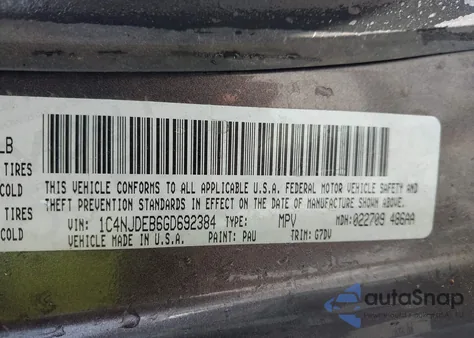 2016 Jeep Compass Latitude из США, поврежденный, VIN 1C4NJDEB6GD692384